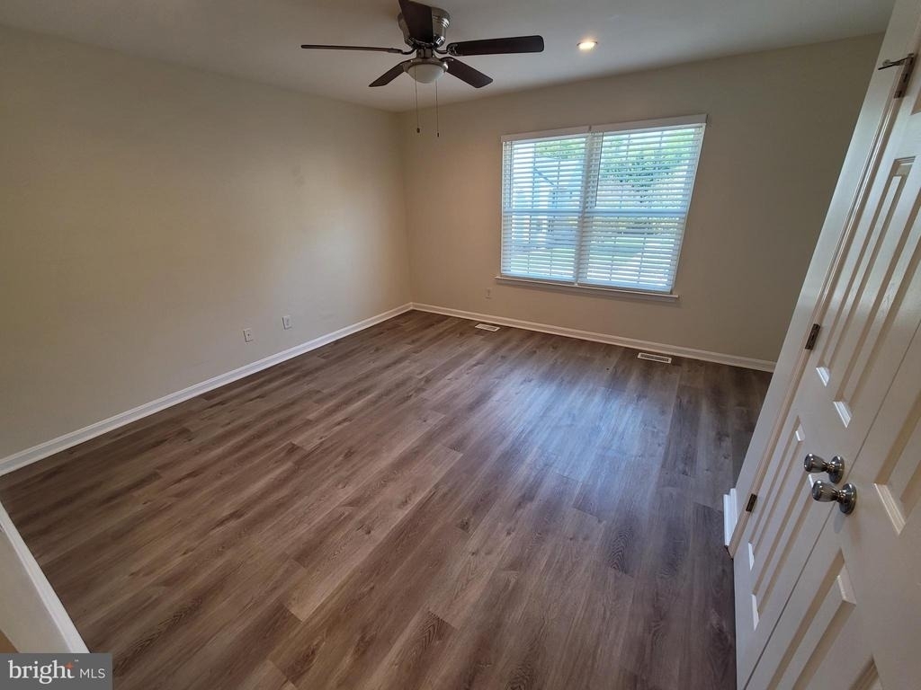 401 Darby Lane - Photo 11