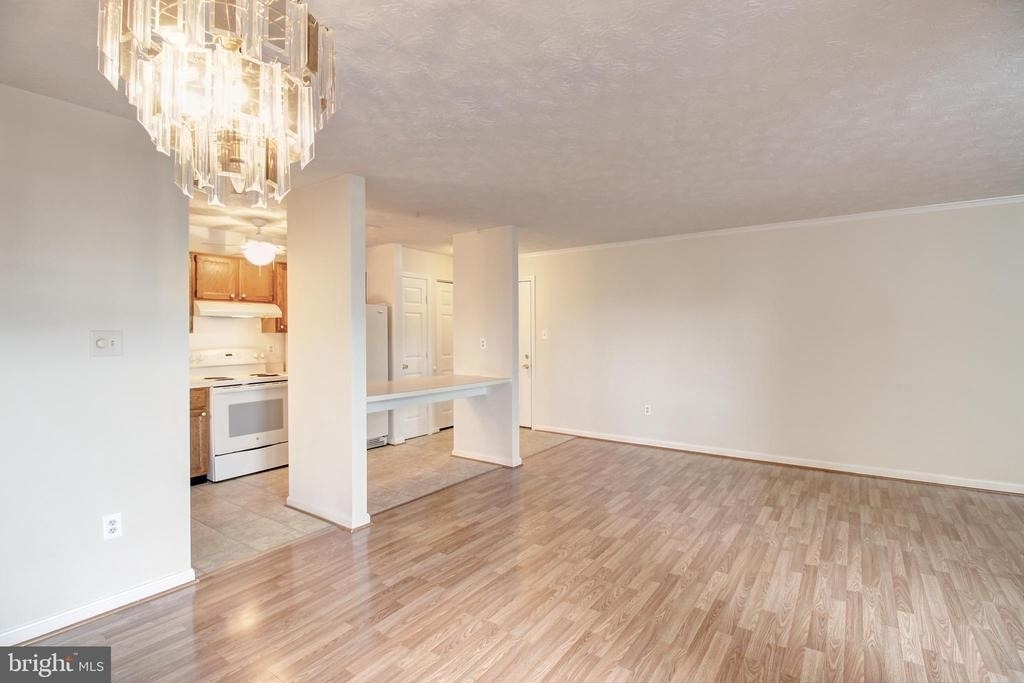 2145 Wainwright Court - Photo 4