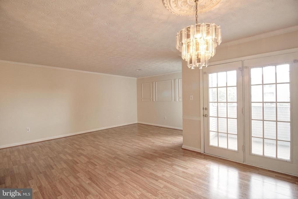2145 Wainwright Court - Photo 3