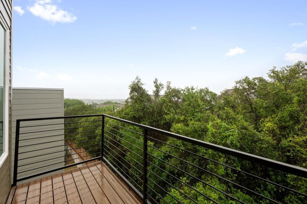 2309 Montopolis Dr - Photo 20