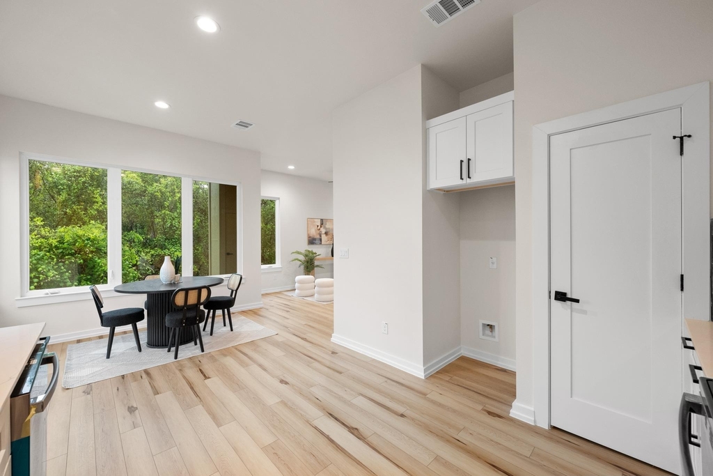 2309 Montopolis Dr - Photo 11