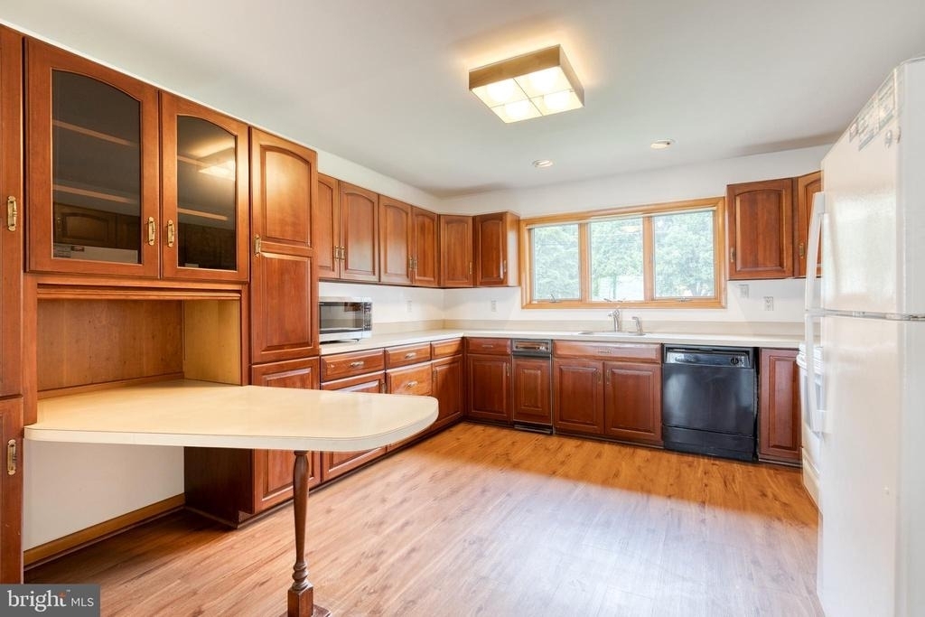 18 Byway Road - Photo 11