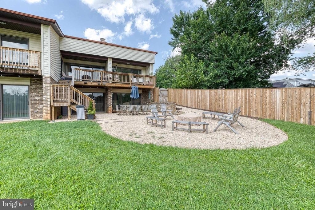 18 Byway Road - Photo 38