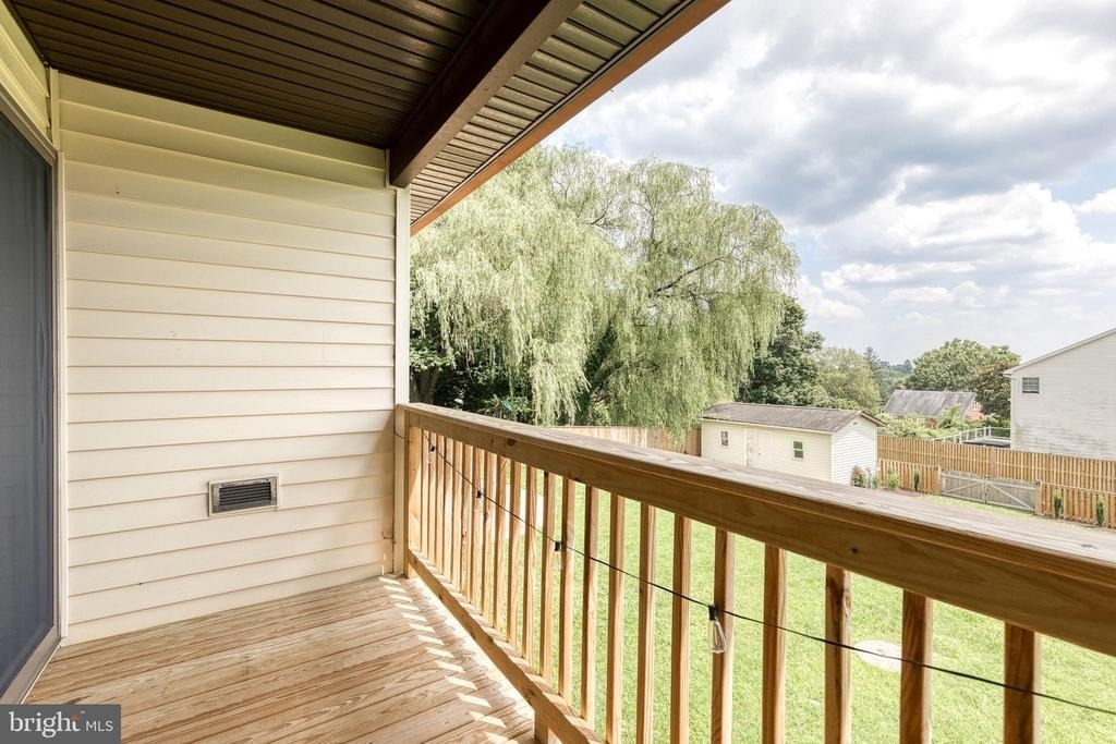18 Byway Road - Photo 25