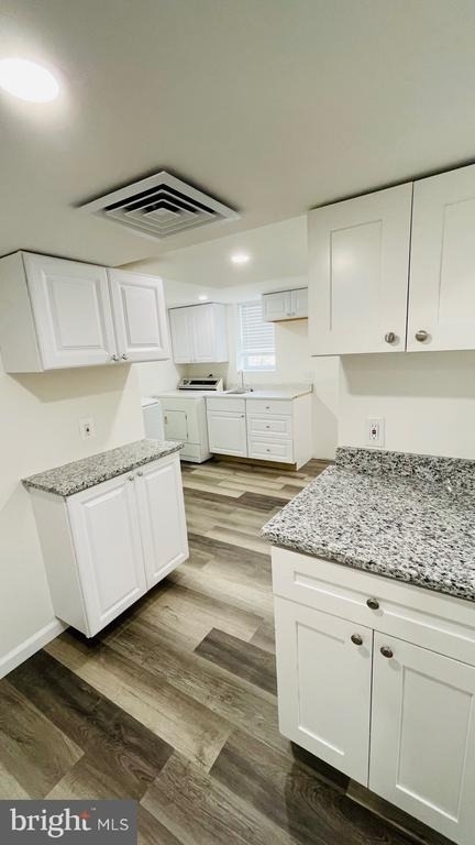 5015 Wilkens Ave - Photo 1