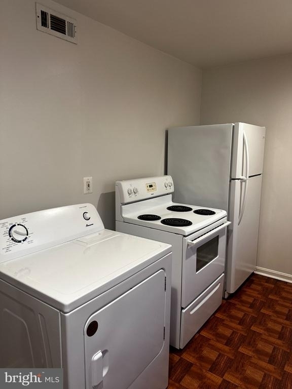 1527 W 36th Street - Photo 6