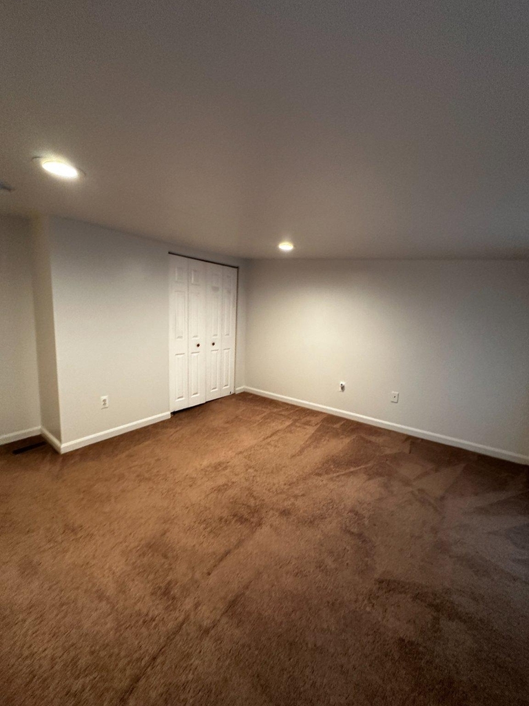 1527 W 36th Street - Photo 20