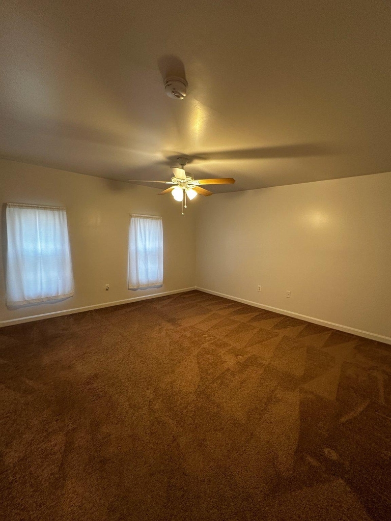 1527 W 36th Street - Photo 24