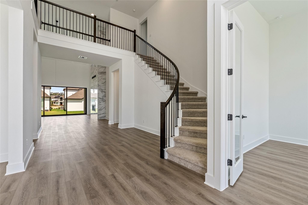 2532 Chiavari Way - Photo 5