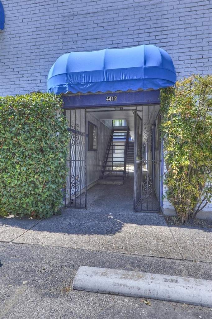 4412 Avenue A - Photo 1