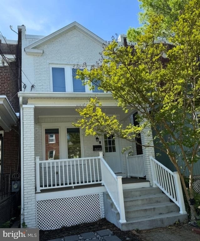 5326 9th Street Nw - Photo 0