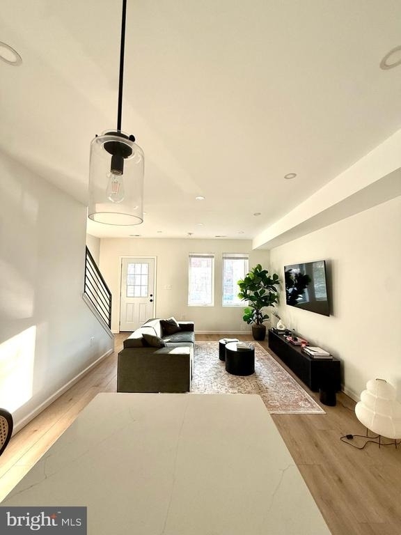 5326 9th Street Nw - Photo 4