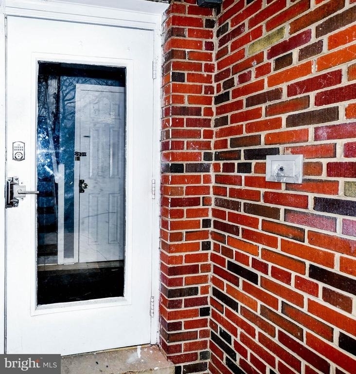 554 Newcomb Street Se - Photo 34