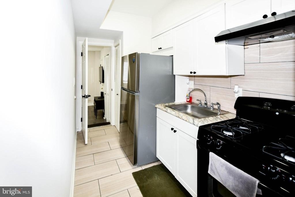 554 Newcomb Street Se - Photo 19