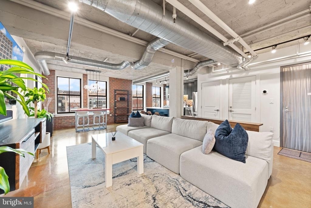 916 G Street Nw - Photo 2