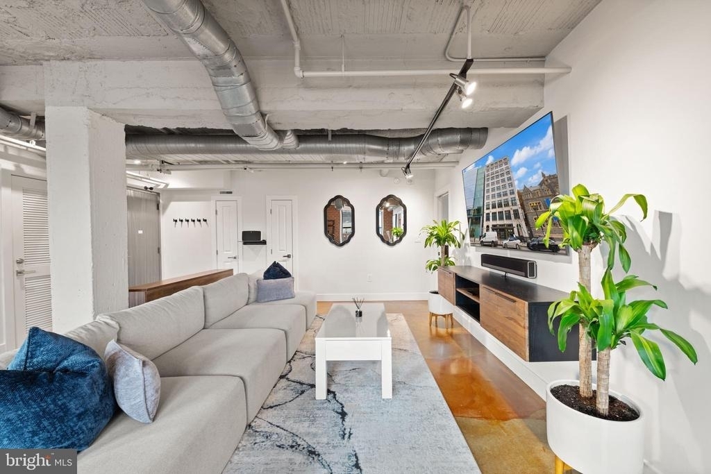 916 G Street Nw - Photo 8