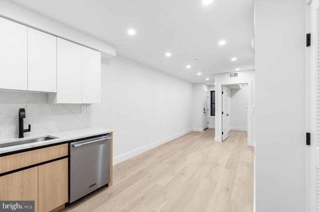 3923 14th Street Nw - Photo 19