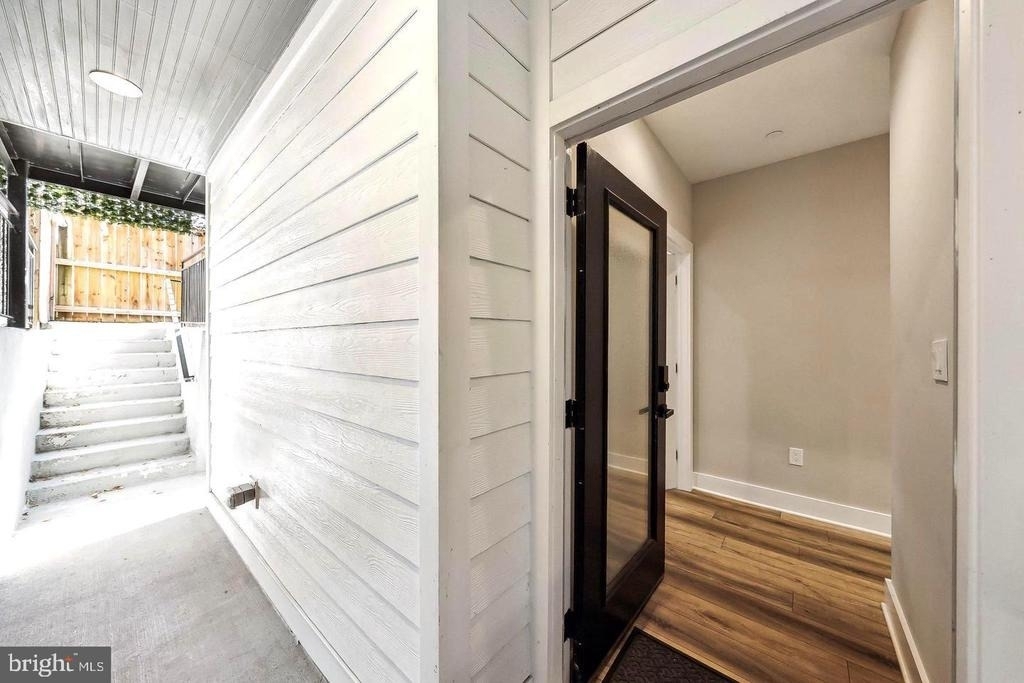 1213 Holbrook Street Ne - Photo 20