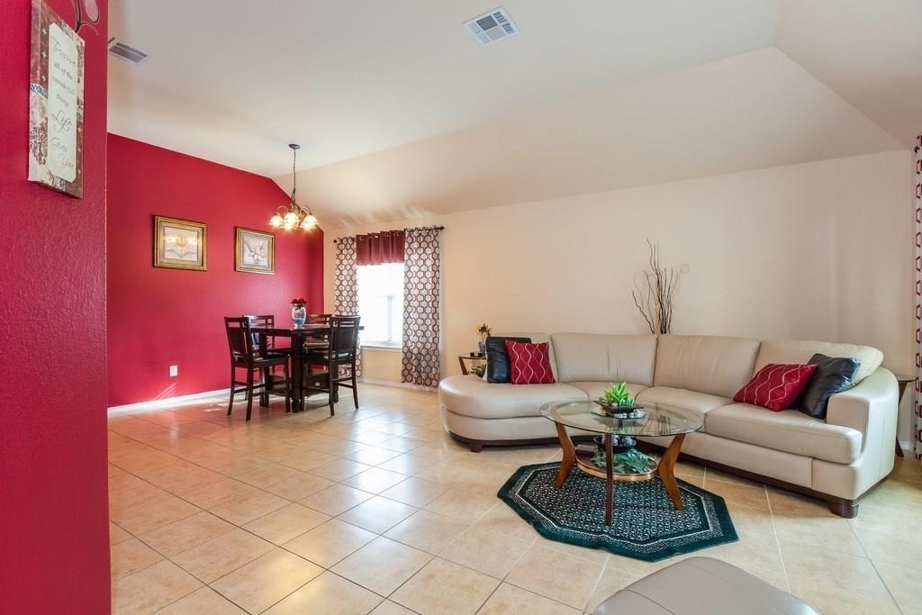 1261 Rainbow Parke Dr - Photo 4