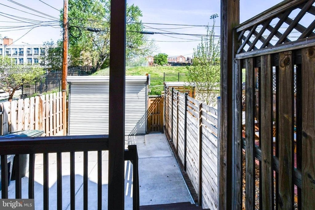 104 R St #a Ne - Photo 39