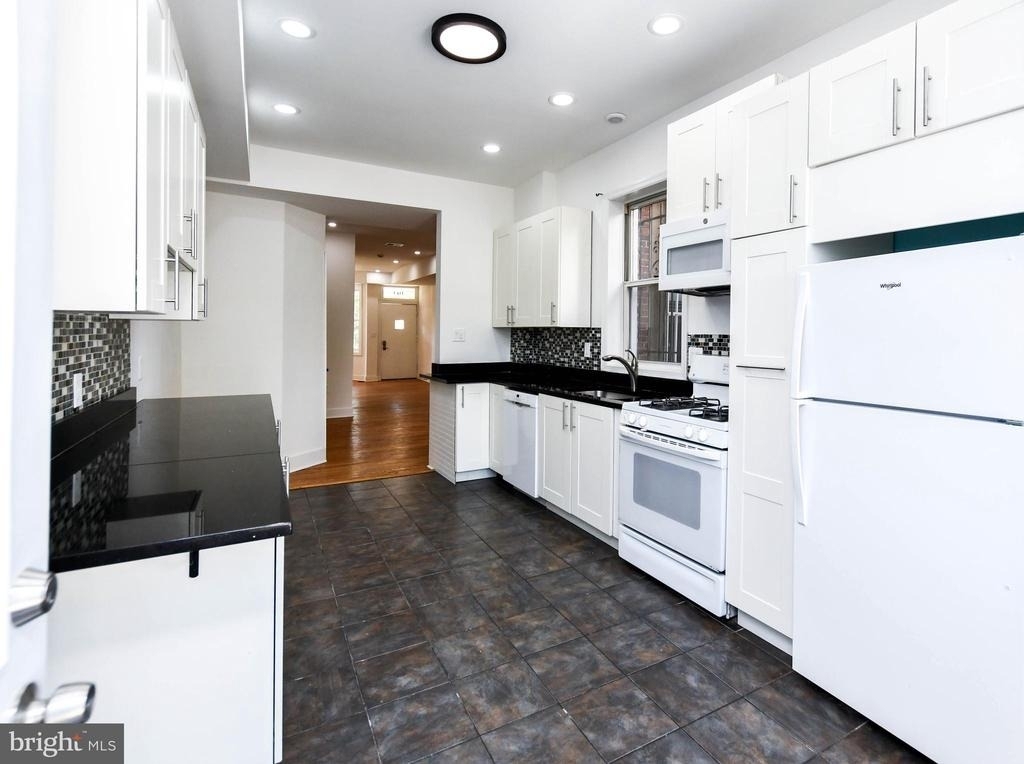 104 R St #a Ne - Photo 18