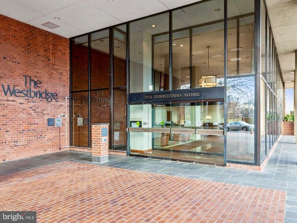 2555 Pennsylvania Avenue Nw - Photo 25