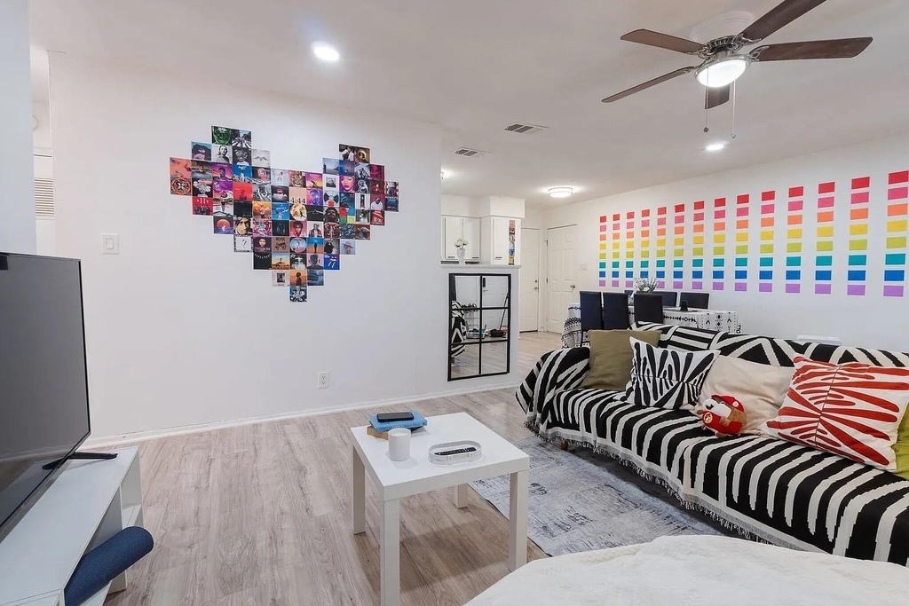 3006 Matador Dr - Photo 0