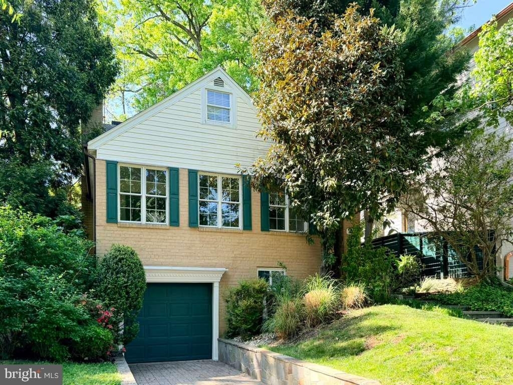 5015 Fulton Street Nw - Photo 0