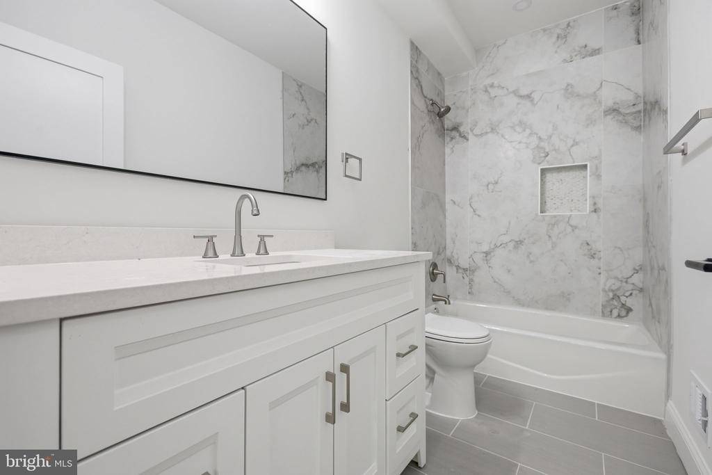 2404 North Capitol Street Nw - Photo 8
