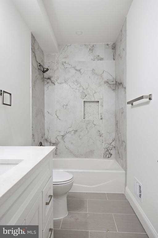 2404 North Capitol Street Nw - Photo 9