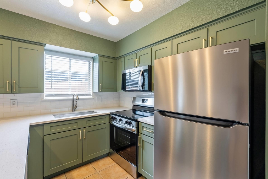 5802 Belmoor Dr - Photo 15