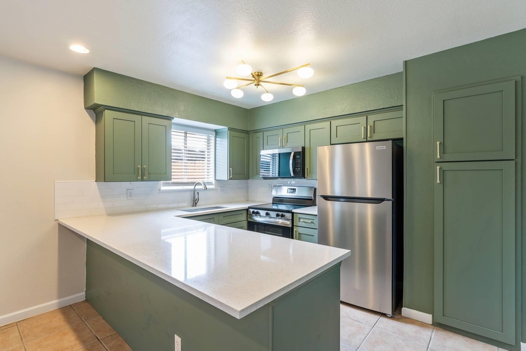 5802 Belmoor Dr - Photo 14