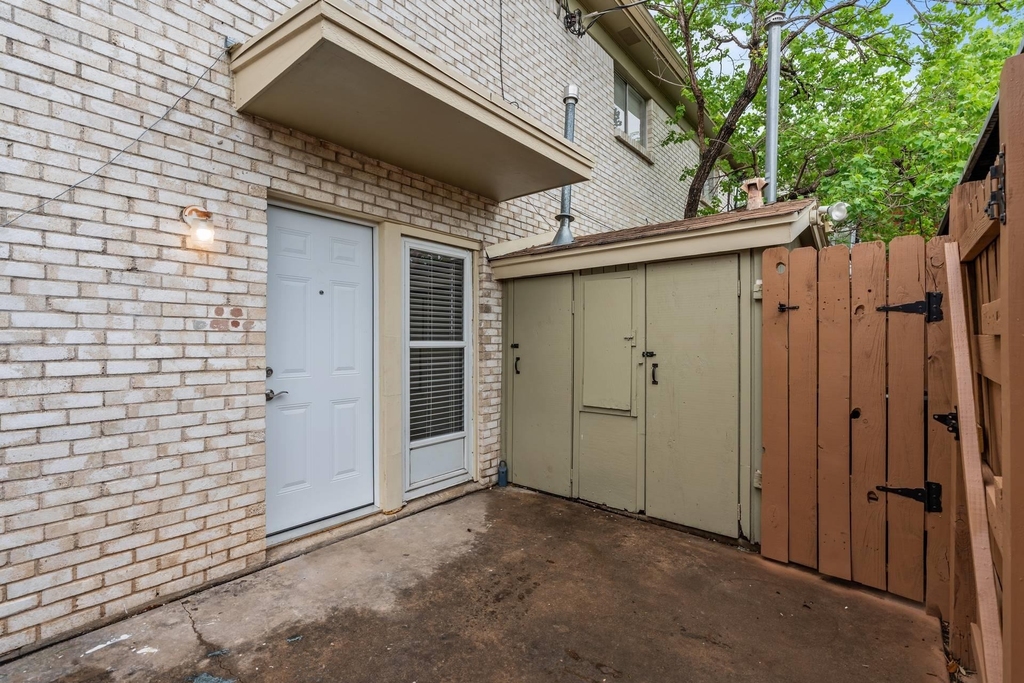 5802 Belmoor Dr - Photo 32