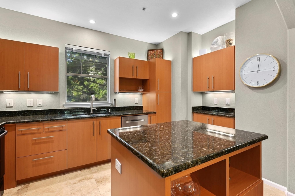 11203 Ranch Road 2222 - Photo 11
