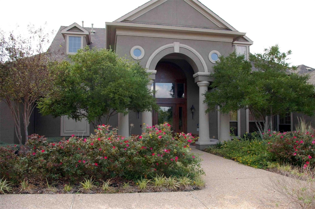 11203 Ranch Road 2222 - Photo 1