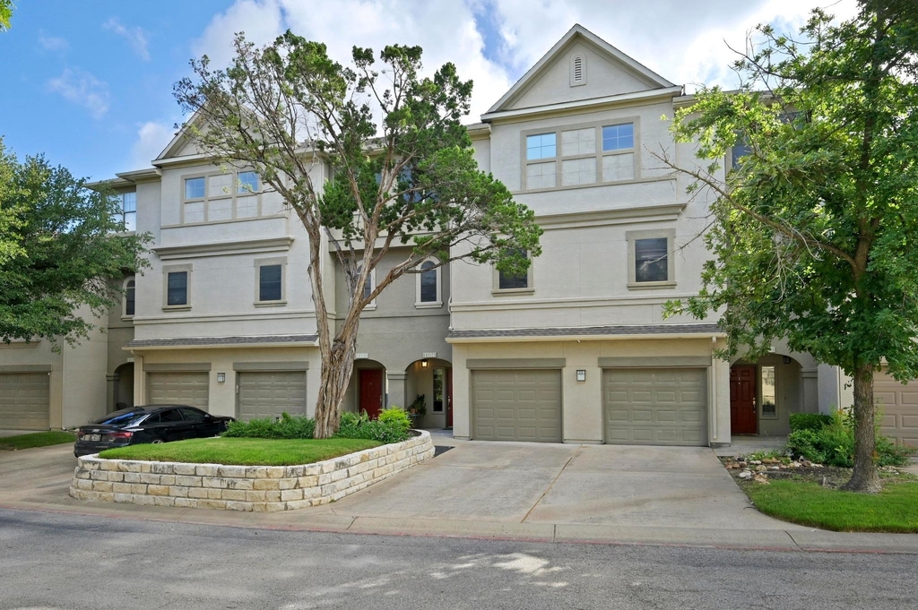 11203 Ranch Road 2222 - Photo 2