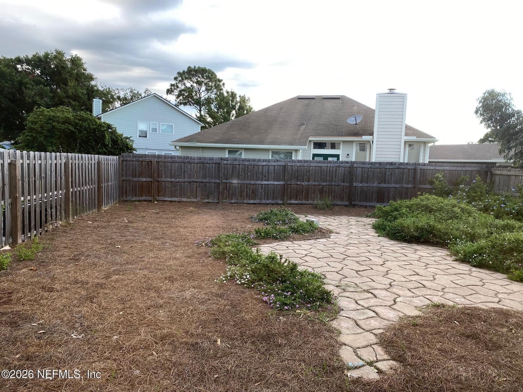12323 Silent Brook Trail N - Photo 26