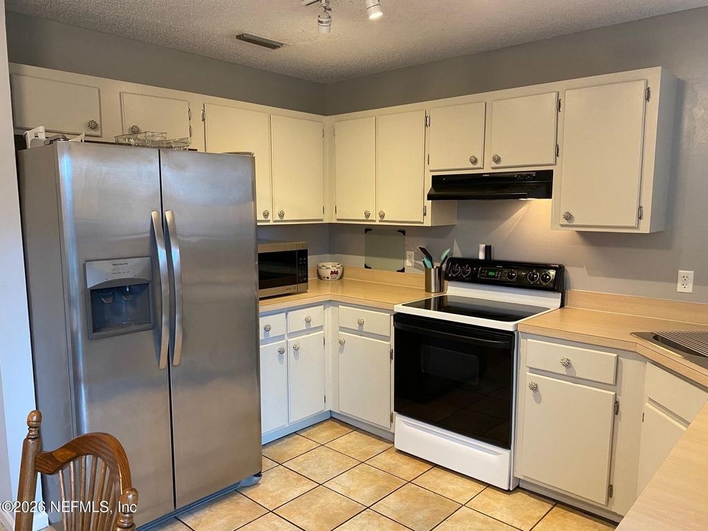 12323 Silent Brook Trail N - Photo 14