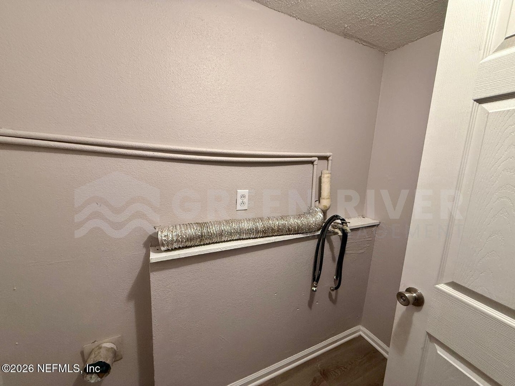 3078 W 15th Street - Photo 19