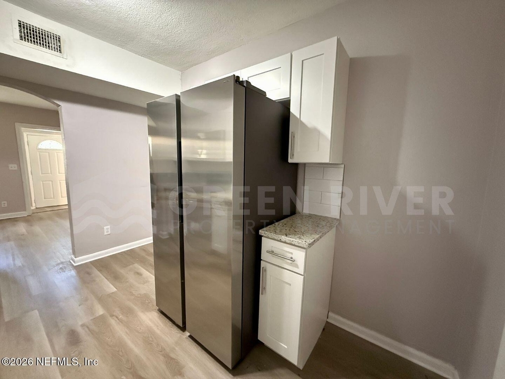3078 W 15th Street - Photo 10