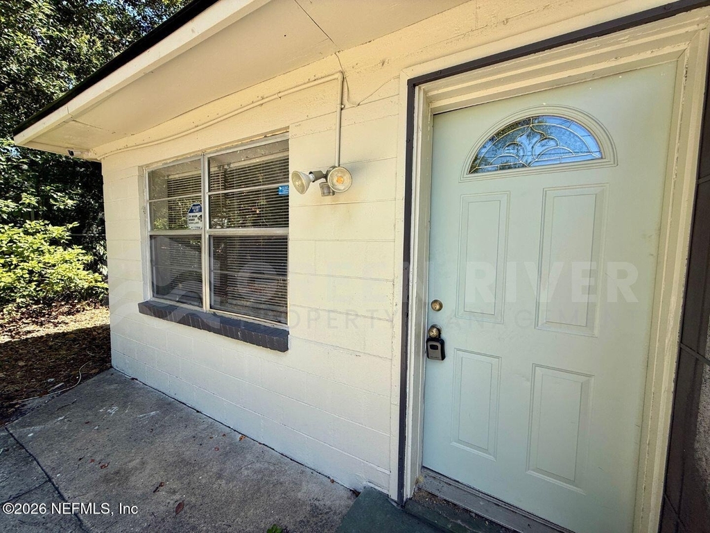 3078 W 15th Street - Photo 4