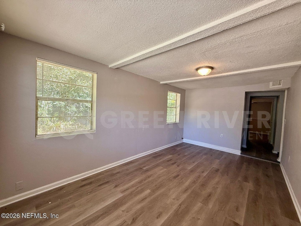 3078 W 15th Street - Photo 5
