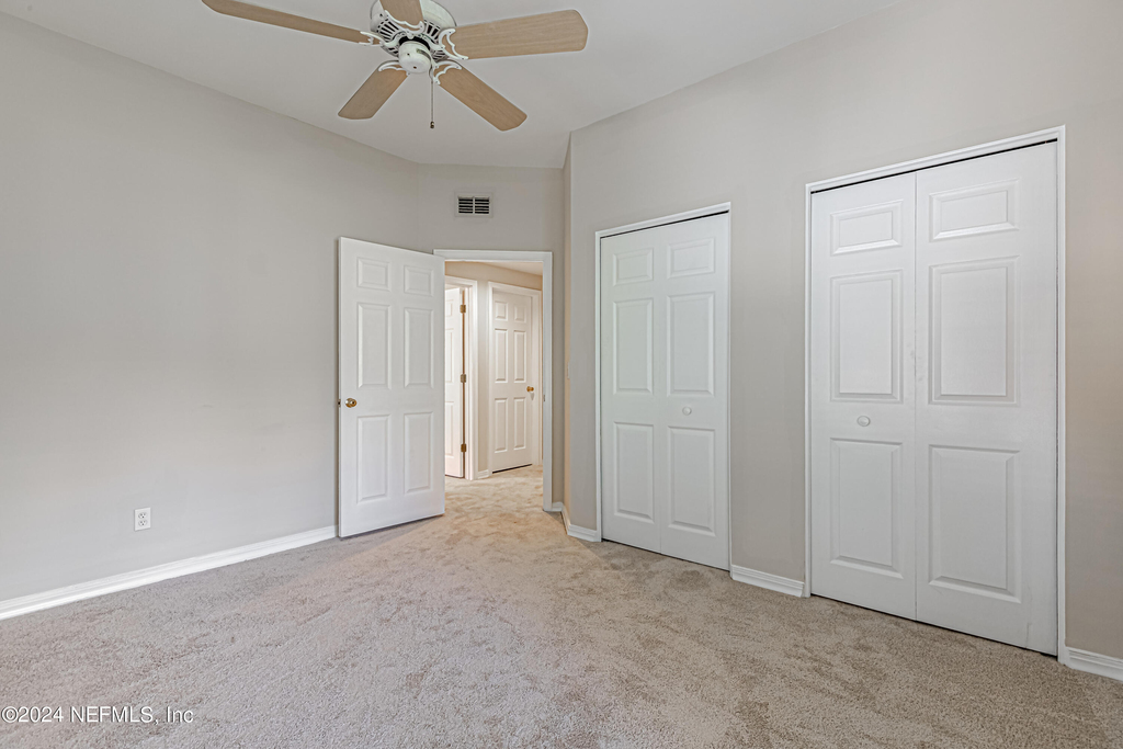 2099 Winterbourne Drive W - Photo 55
