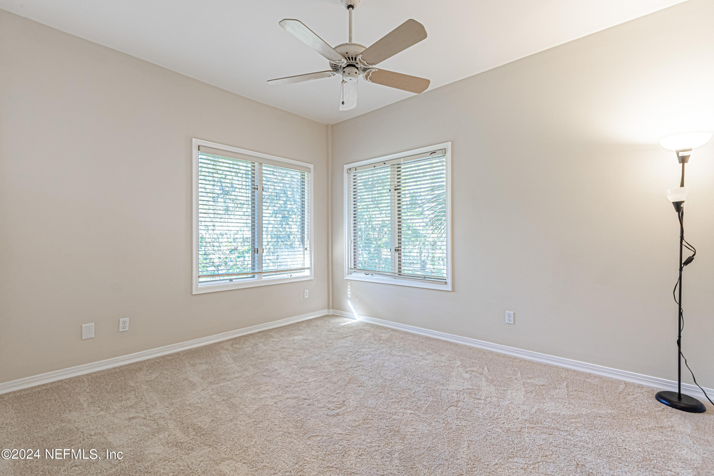 2099 Winterbourne Drive W - Photo 54