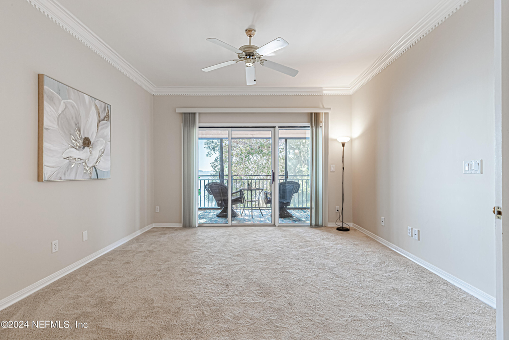 2099 Winterbourne Drive W - Photo 5