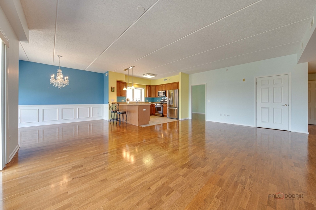 799 Graceland Avenue - Photo 5