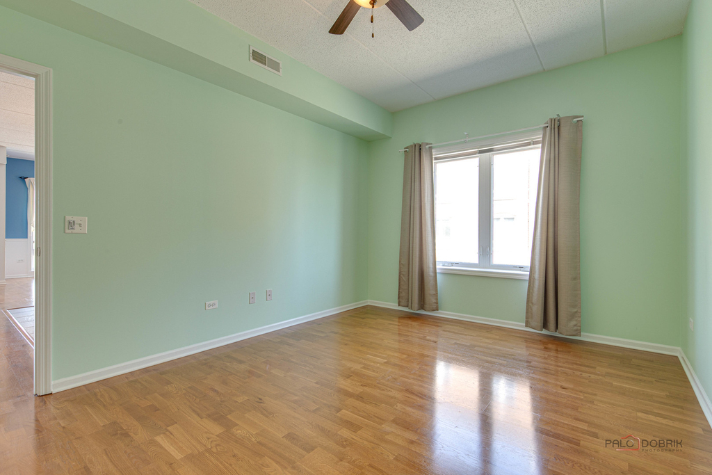 799 Graceland Avenue - Photo 32