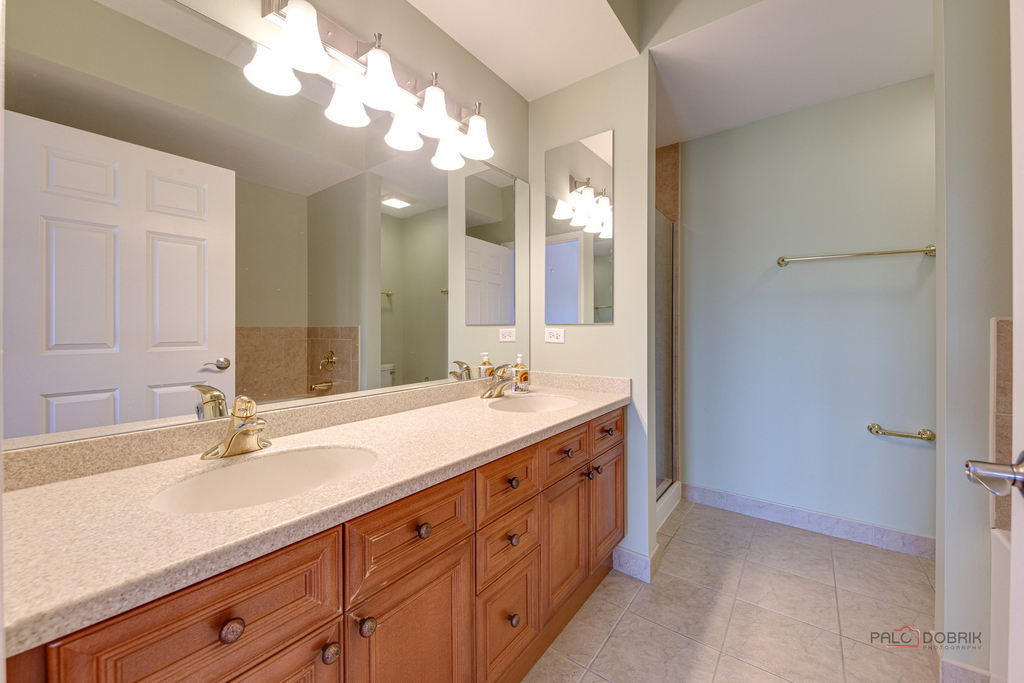 799 Graceland Avenue - Photo 22
