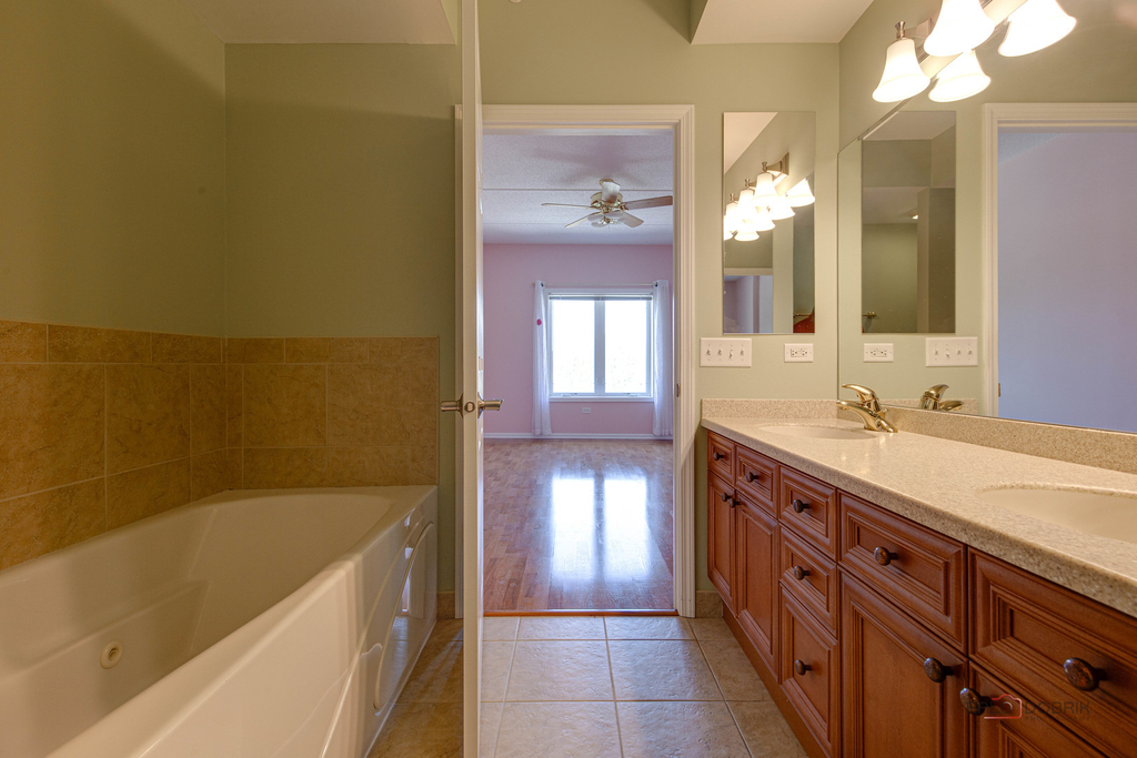 799 Graceland Avenue - Photo 24