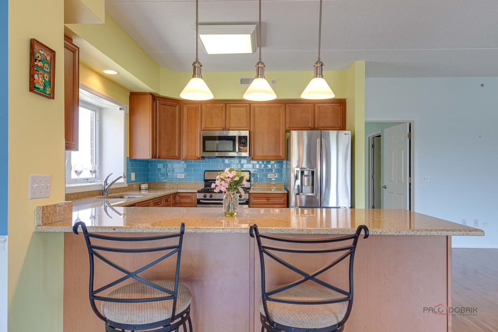 799 Graceland Avenue - Photo 13